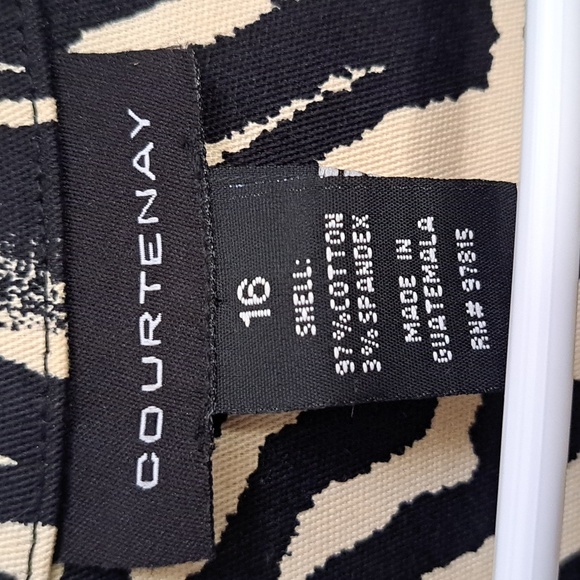 Courtenay Cream/Black Button Up Cotton Blazer Jacket. Size 16 NWOT - Picture 9 of 9